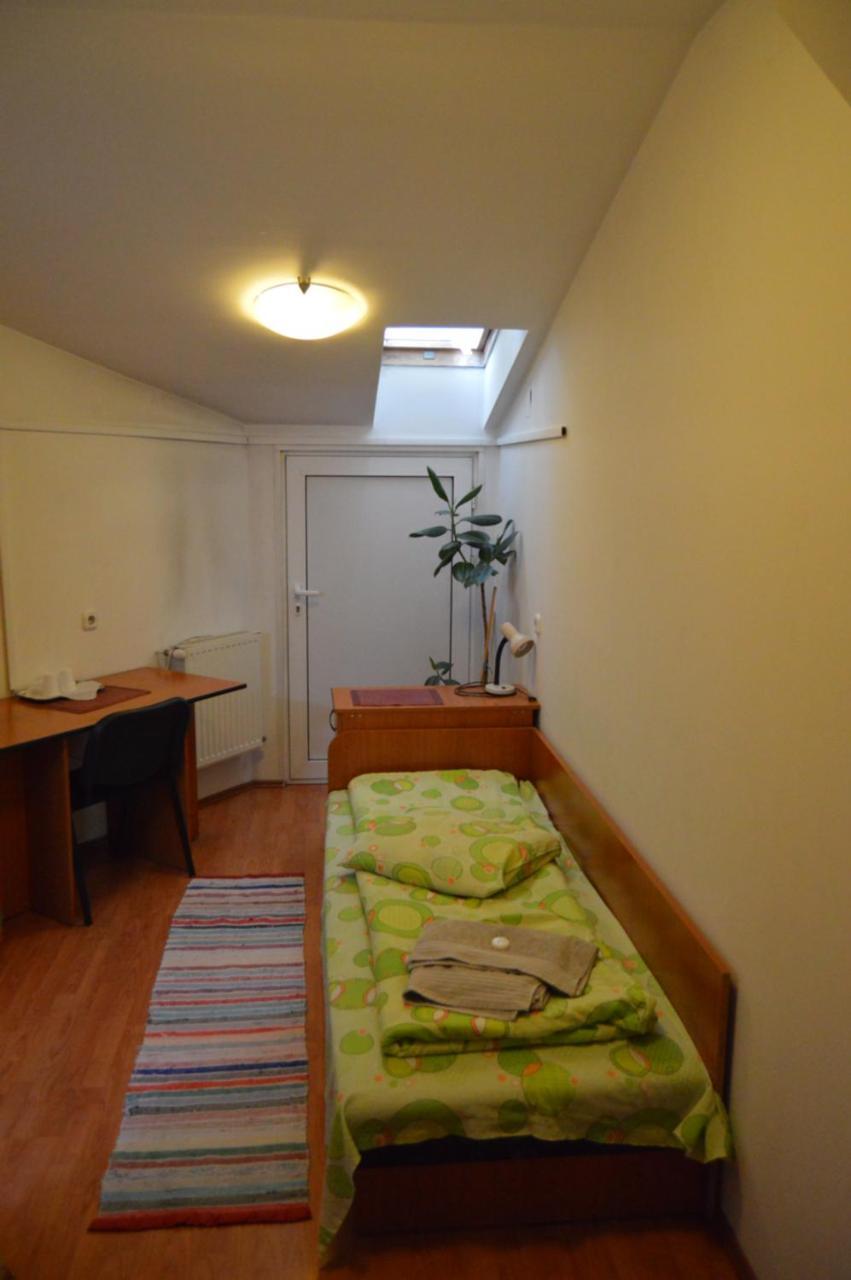 Kollege Hostel 克卢日-纳波卡 外观 照片